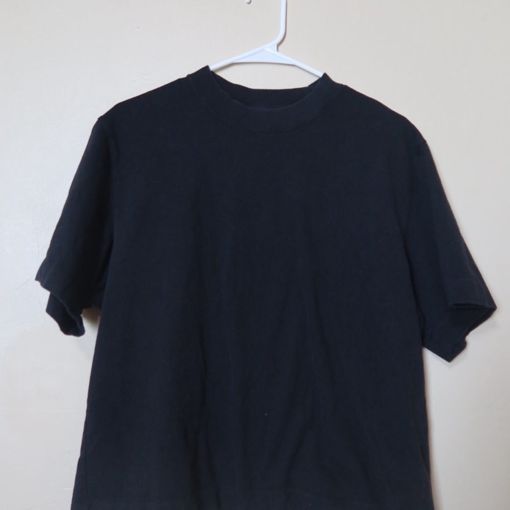 Abercrombie & Fitch Black Short Sleeve Tee